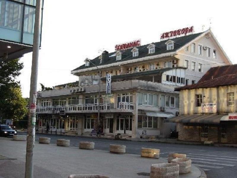 Hotel Bojatours Podgorica Exteriér fotografie