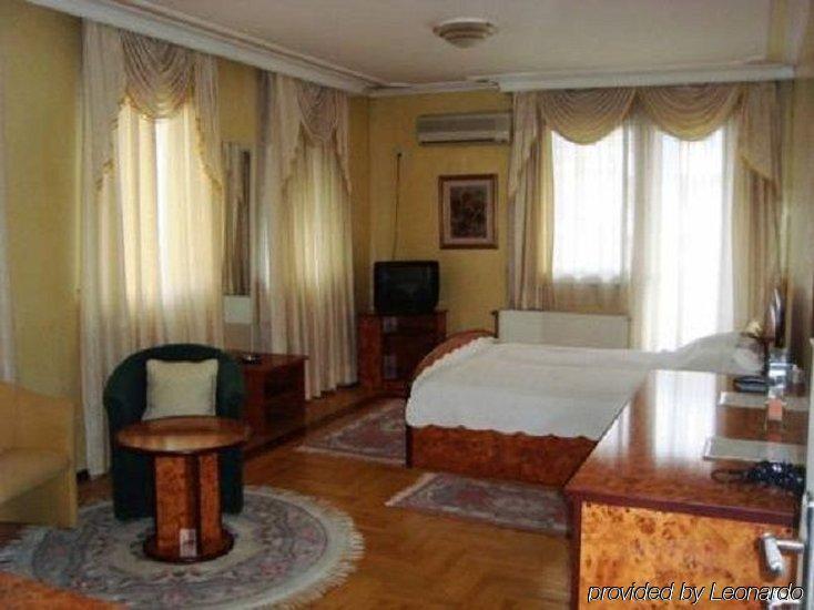 Hotel Bojatours Podgorica Exteriér fotografie